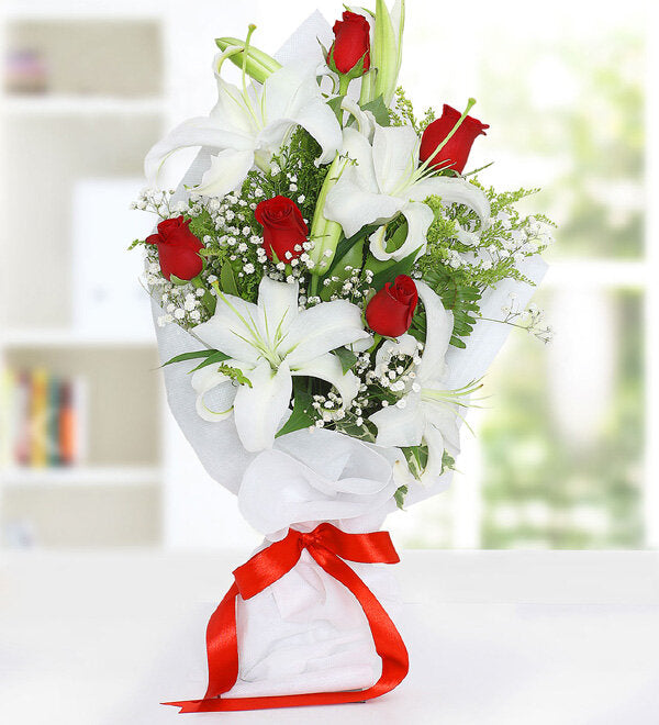 KIRMIZI BEYAZ AŞK LİLYUM GÜL BUKETİ
